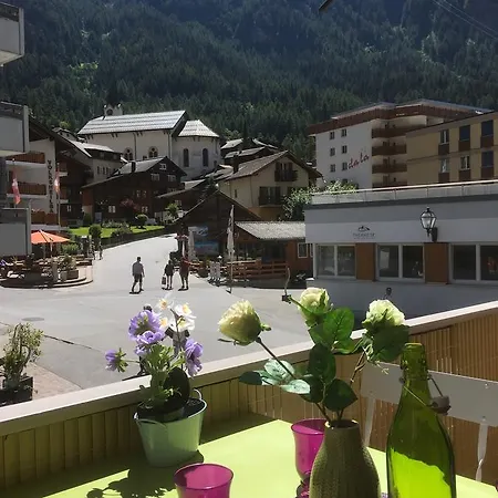 Apartments Steinbock Leukerbad Esterno foto